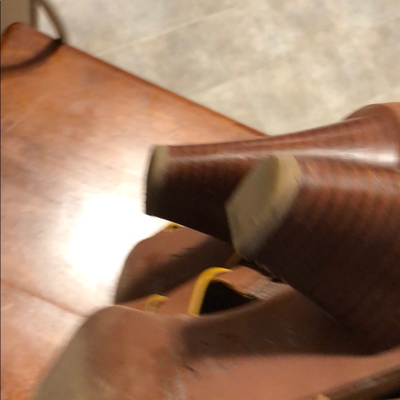 Loft brown strappy heeled sandals 8.5 - Picture 3 of 3